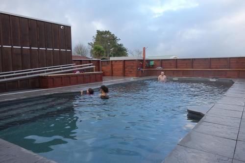 Parakai Springs Lodge Eksteriør bilde